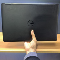 dell 5550 front